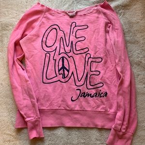 Hang off the shoulder crew